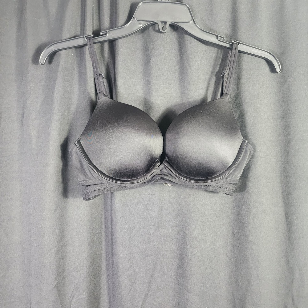 Victoria's Secret‎ Very Sexy Push-Up Bra Black Strappy Mesh Detail 32B Read!